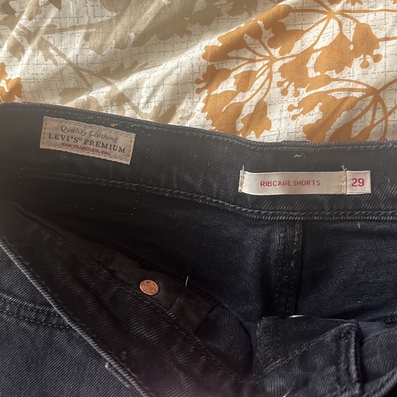 Levi Premium Ribcage Short Black 29 - Picture 2 of 3